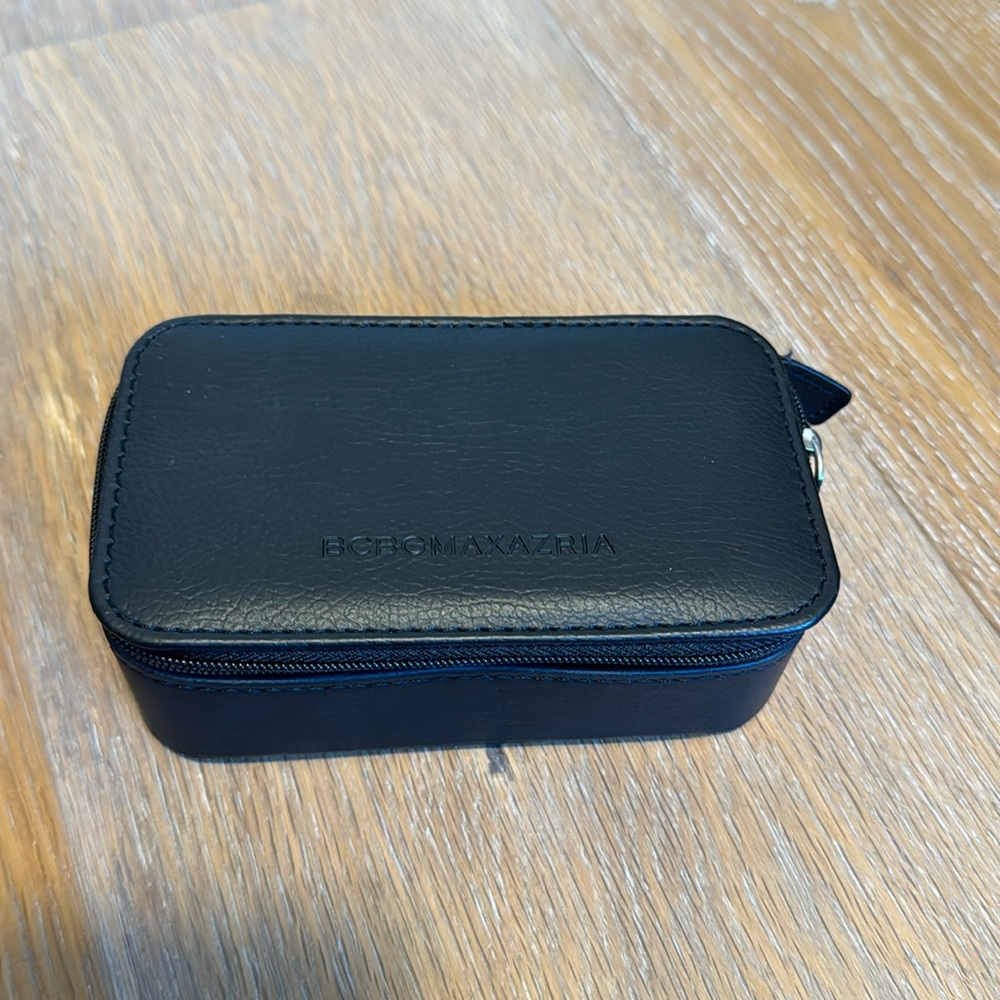 BCBGMaxAzria small travel jewelry zippered case